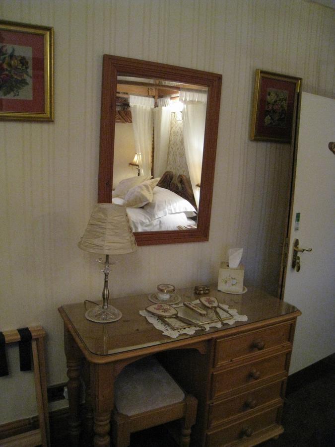 Rosebud Cottage Guest House Haworth Buitenkant foto